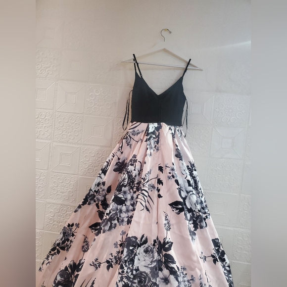 b. smart prom dress - Picture 12 of 14